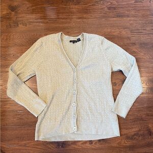 Women's Green Cable Knit Sweater